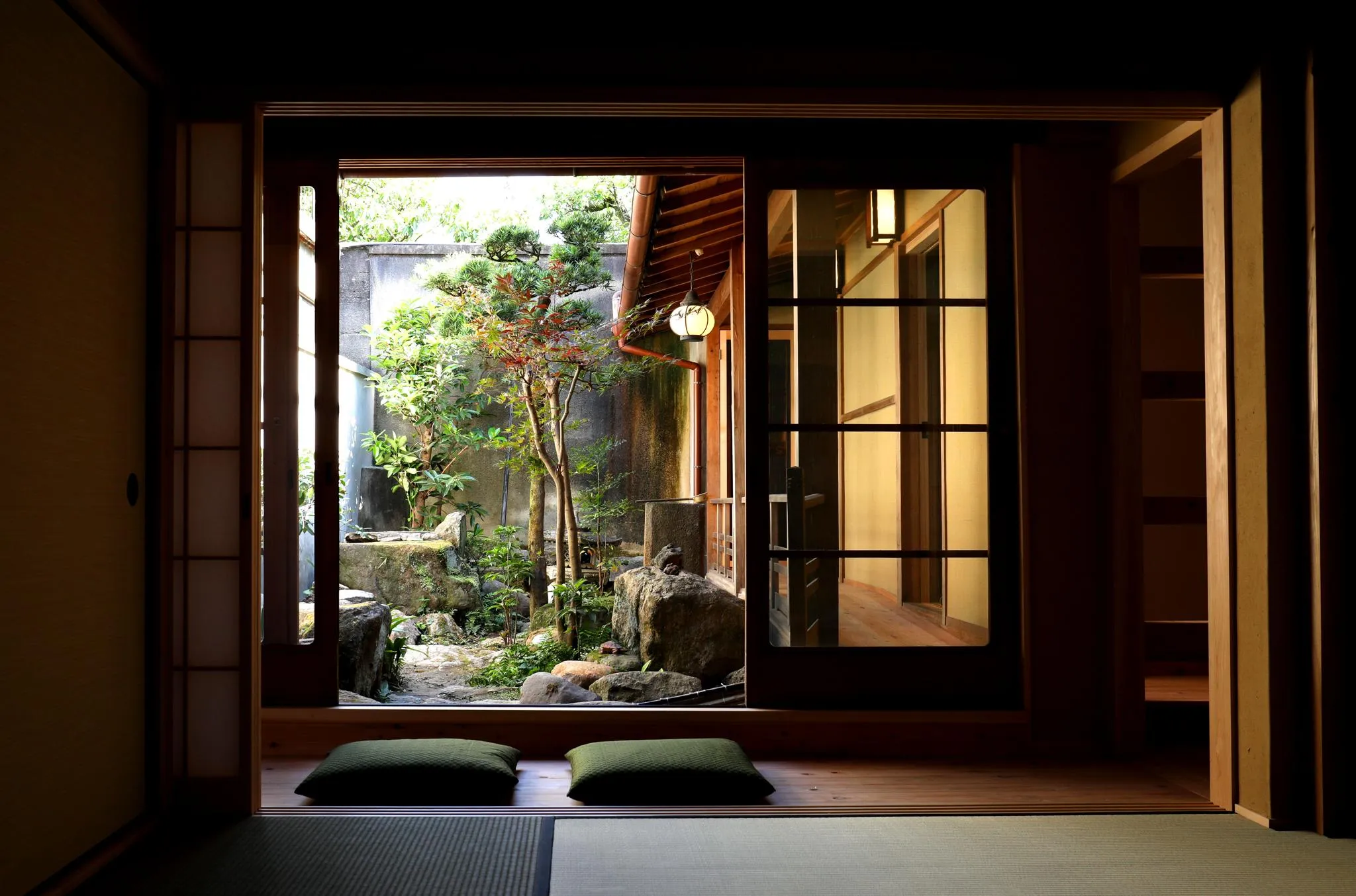 ならまち 町家宿 となり / 奈良県 奈良・斑鳩・天理 2