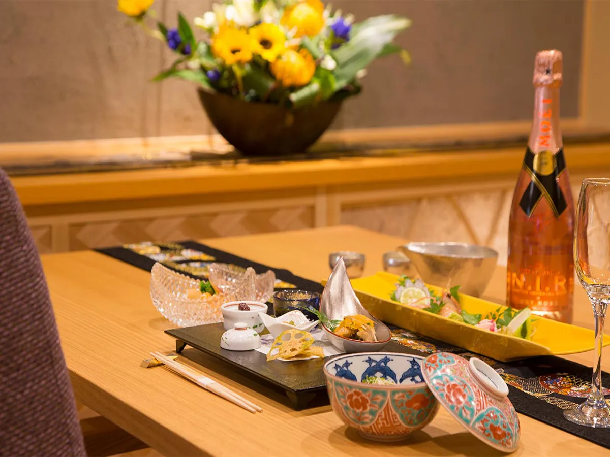 人気の露天付客室と富山の旬菜美味 宇奈月温泉 サン柳亭