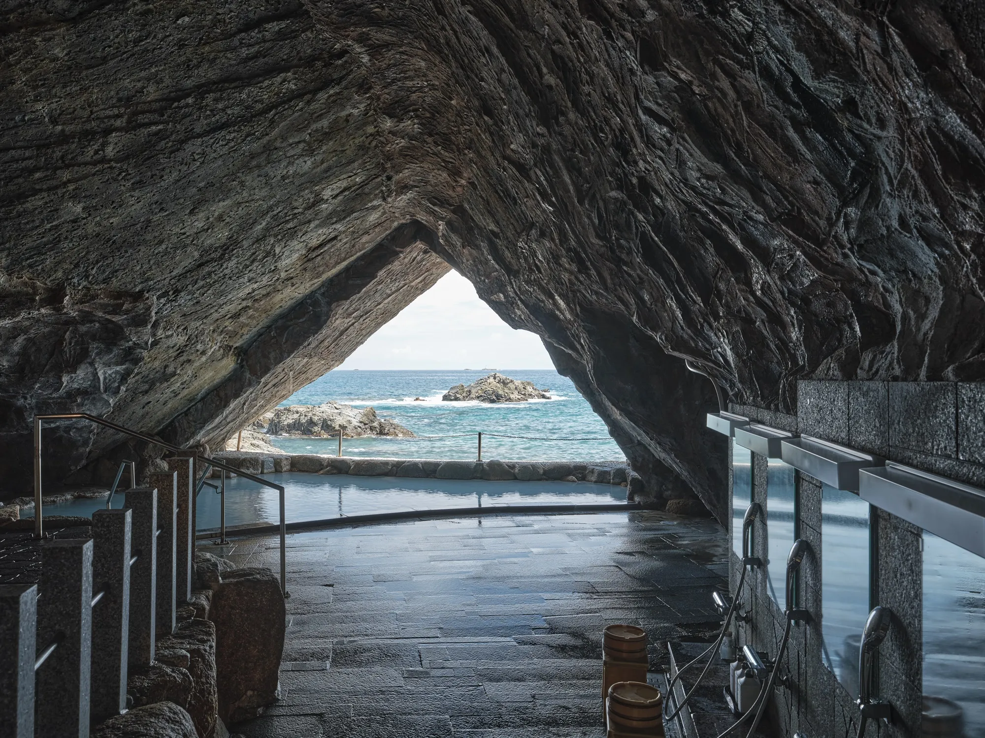 ホテル浦島