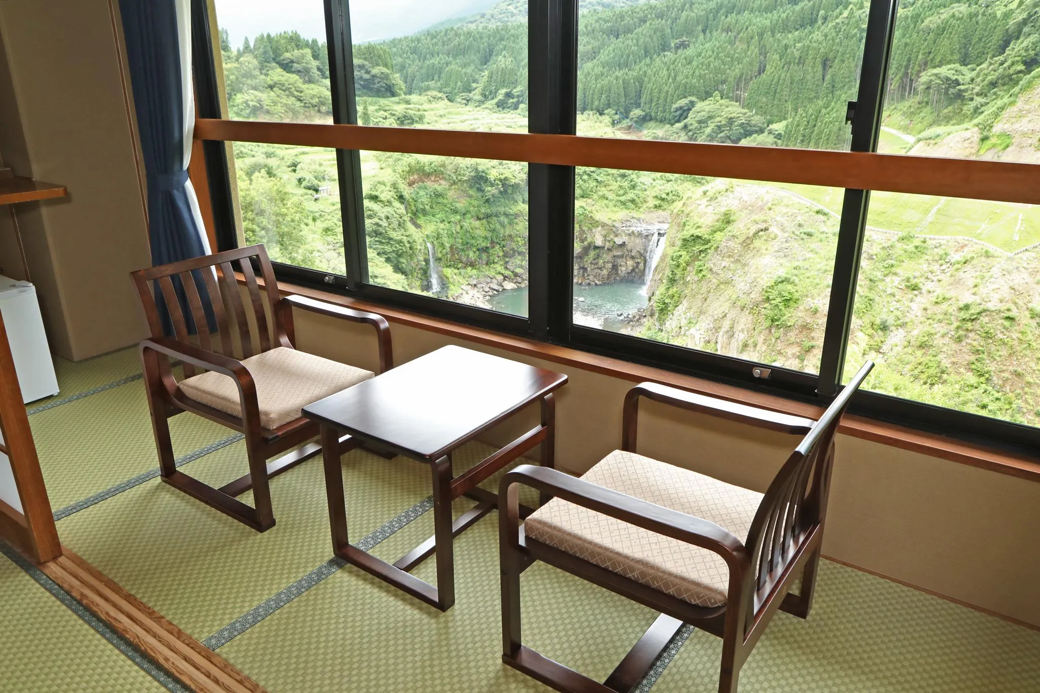 栃木温泉 鮎返りの滝を望む宿 小山旅館