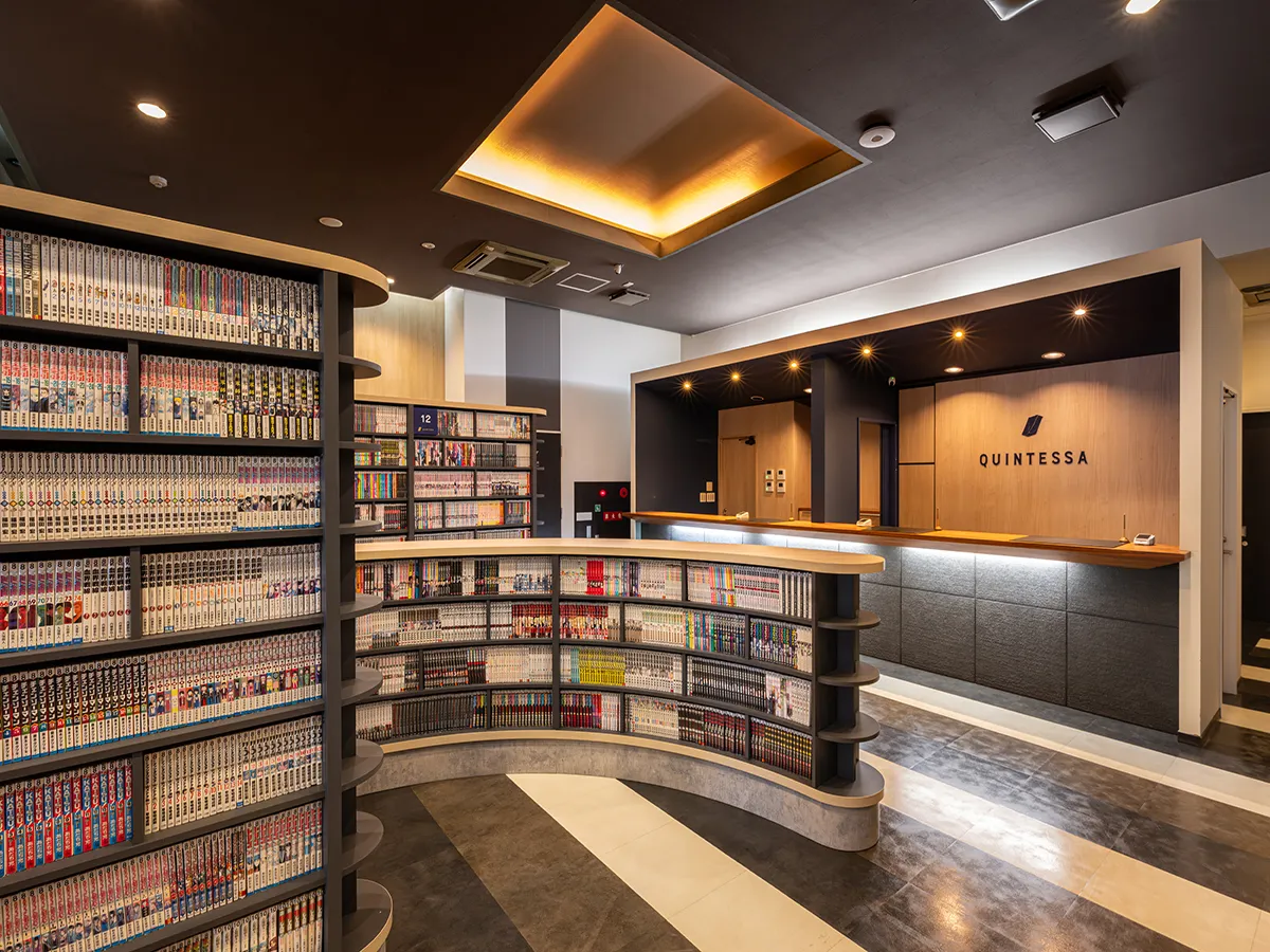 クインテッサホテル福岡渡辺通 Comic&Books