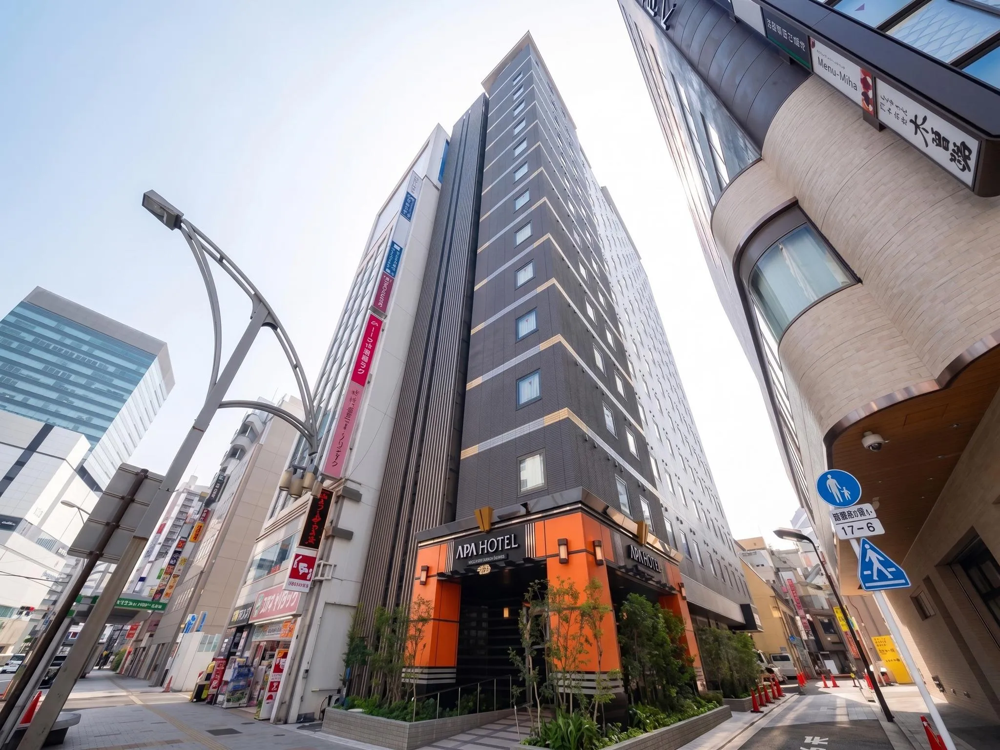 アパホテル〈京成上野駅前南〉