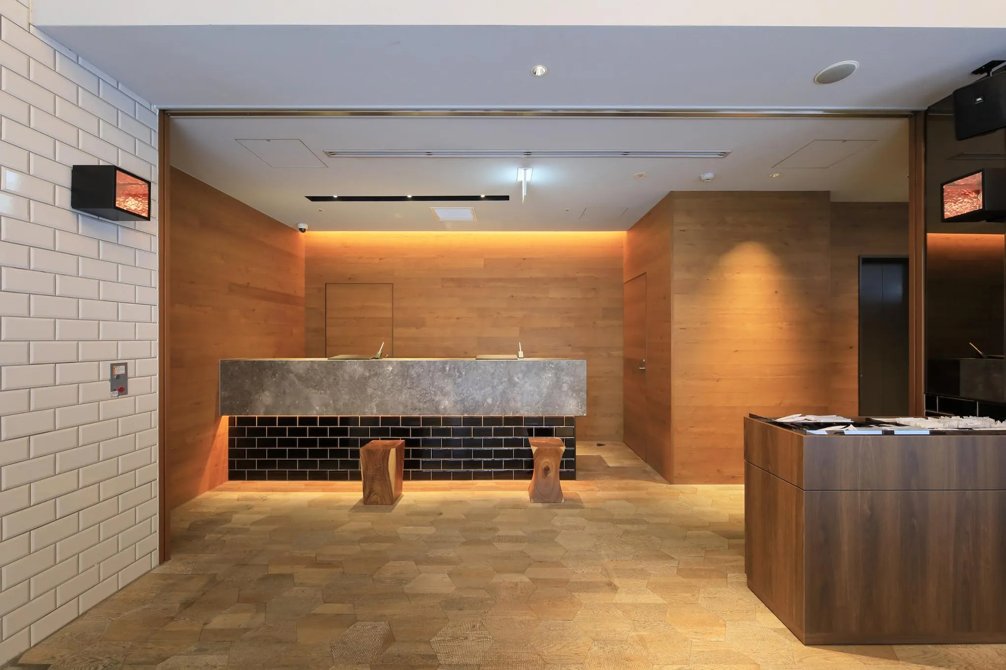 クインテッサホテル大阪梅田 Comic&Books