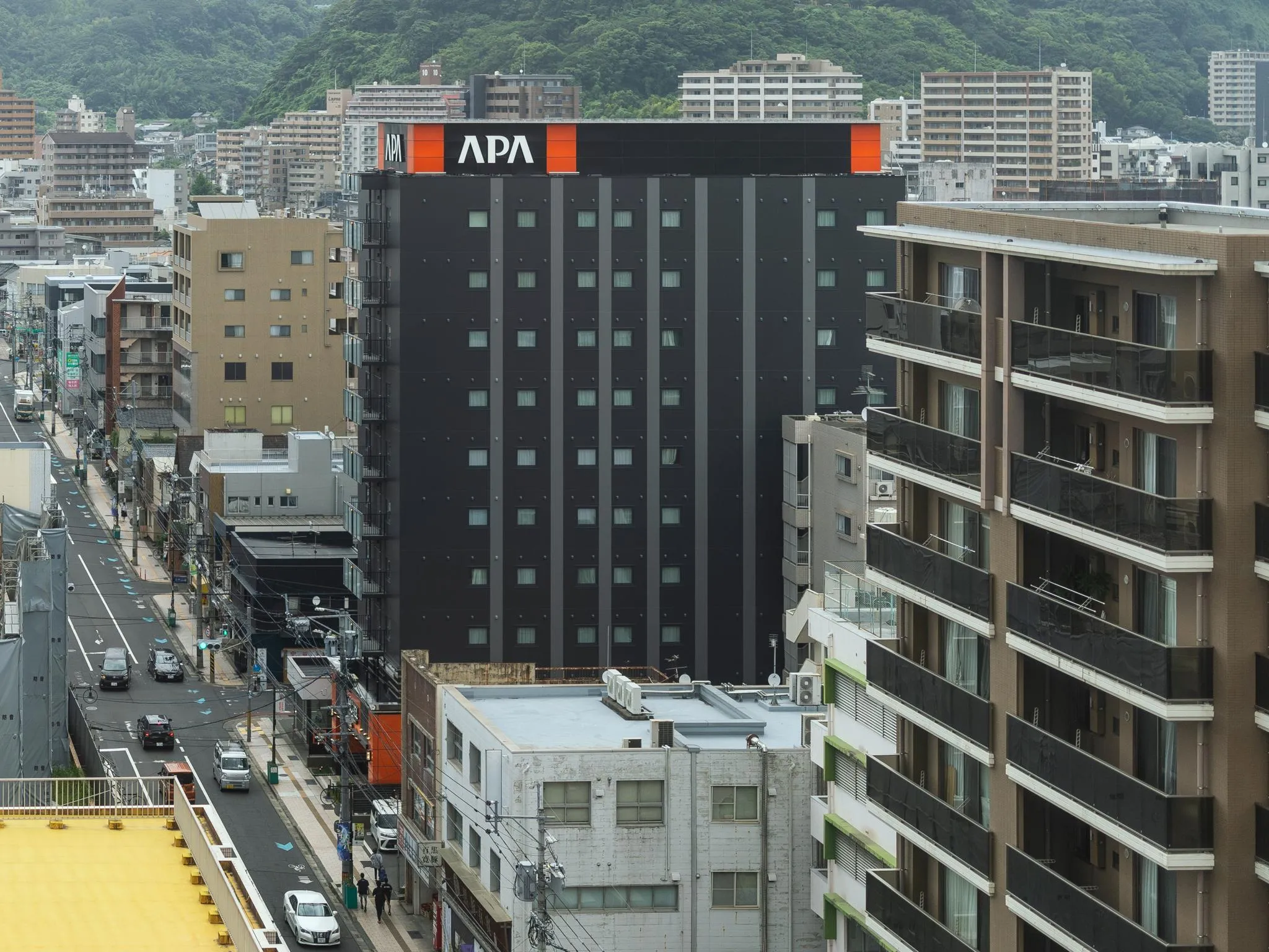 アパホテル〈鹿児島中央駅前〉