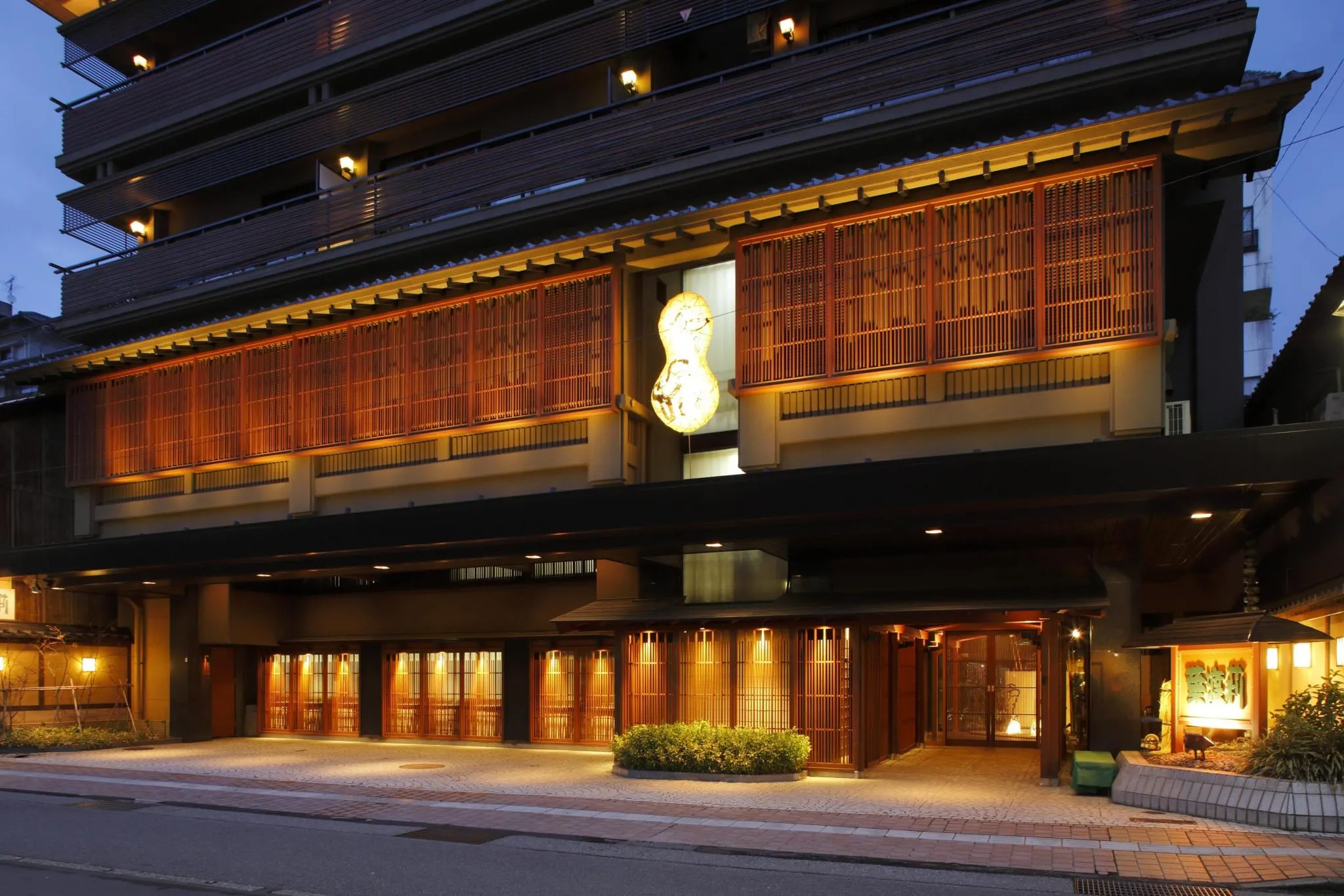 加賀のおすすめ旅館6選！贅沢な大人の旅をしてみませんか？