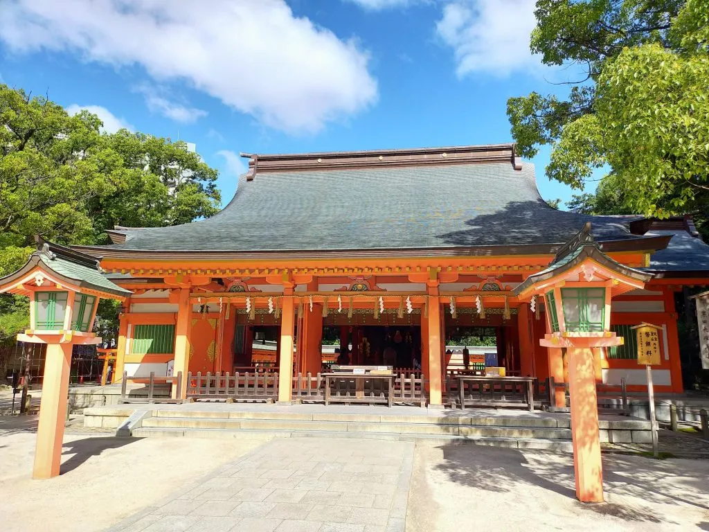 天津神社