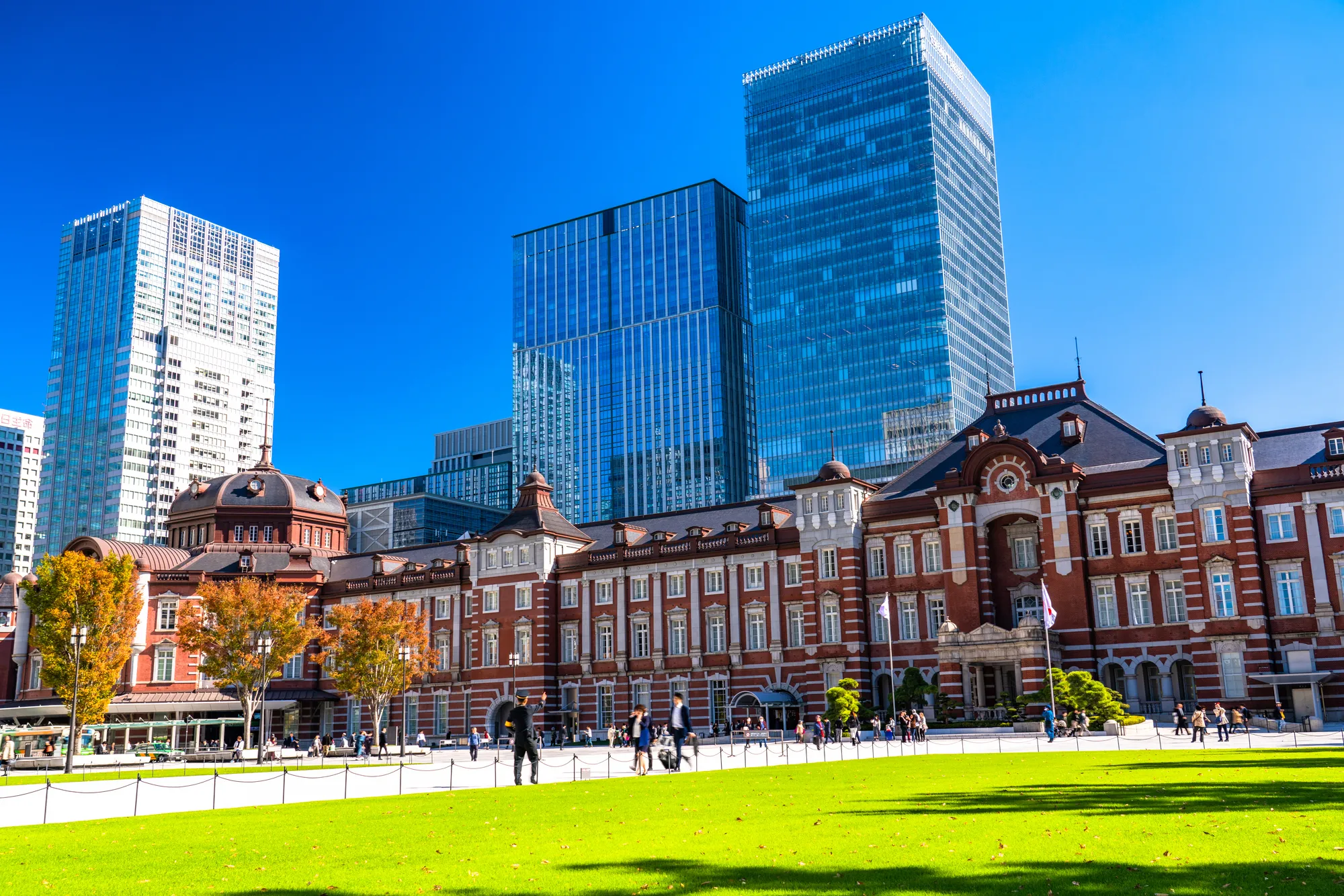 空き時間でも遊べる！東京駅周辺でおすすめの観光スポット8選