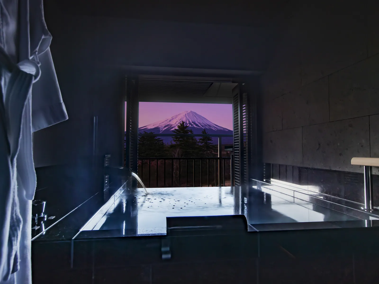 露天風呂付き客室/大浴場から眺める絶景を。富士山が見えるホテル・旅館9選