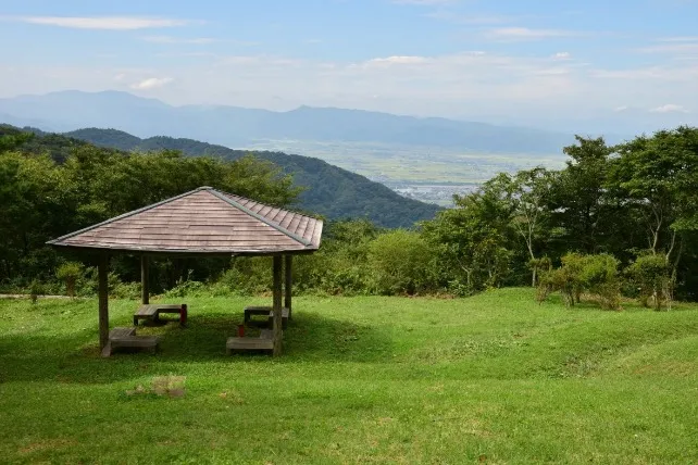 背あぶり山