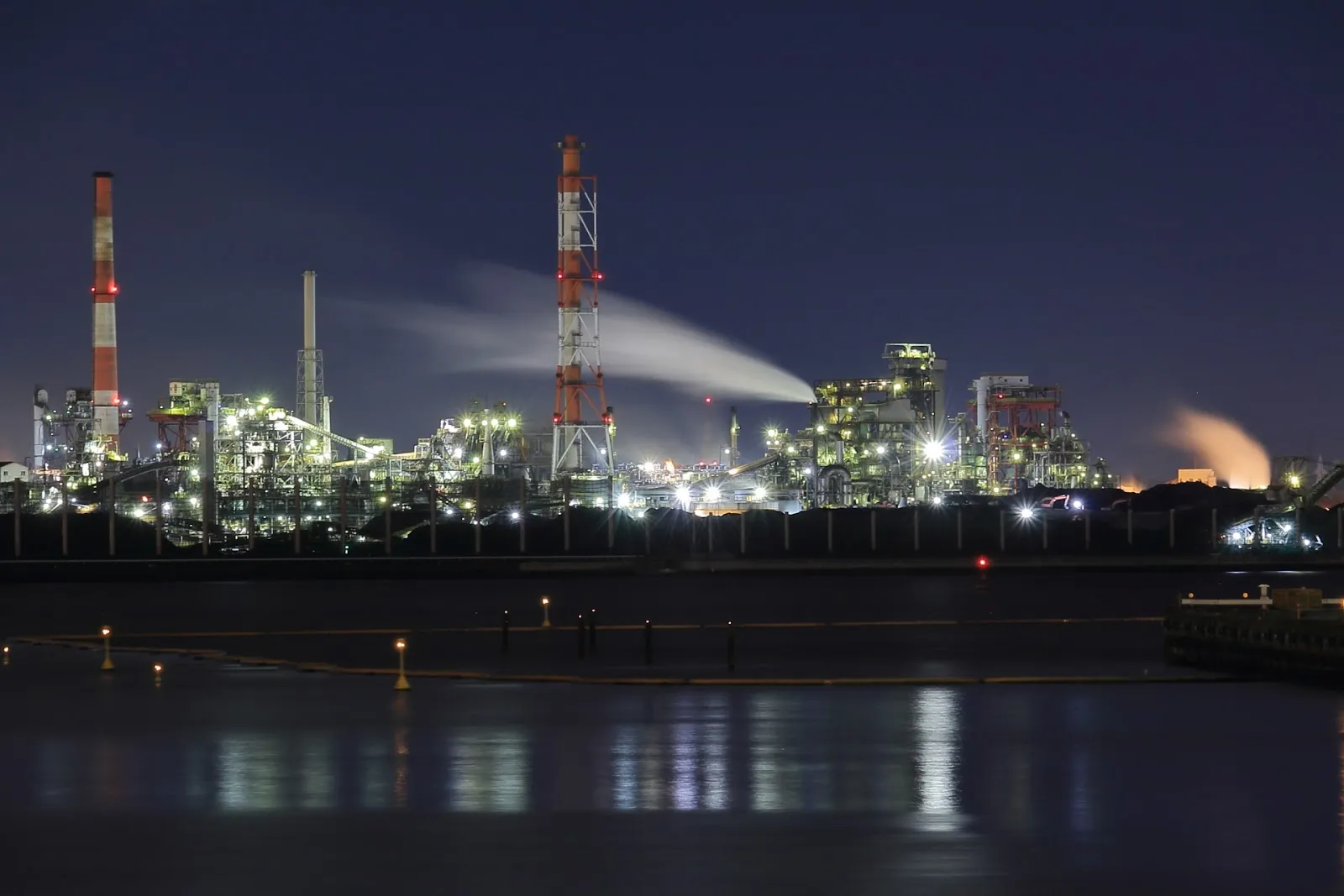 金城ふ頭中央緑地