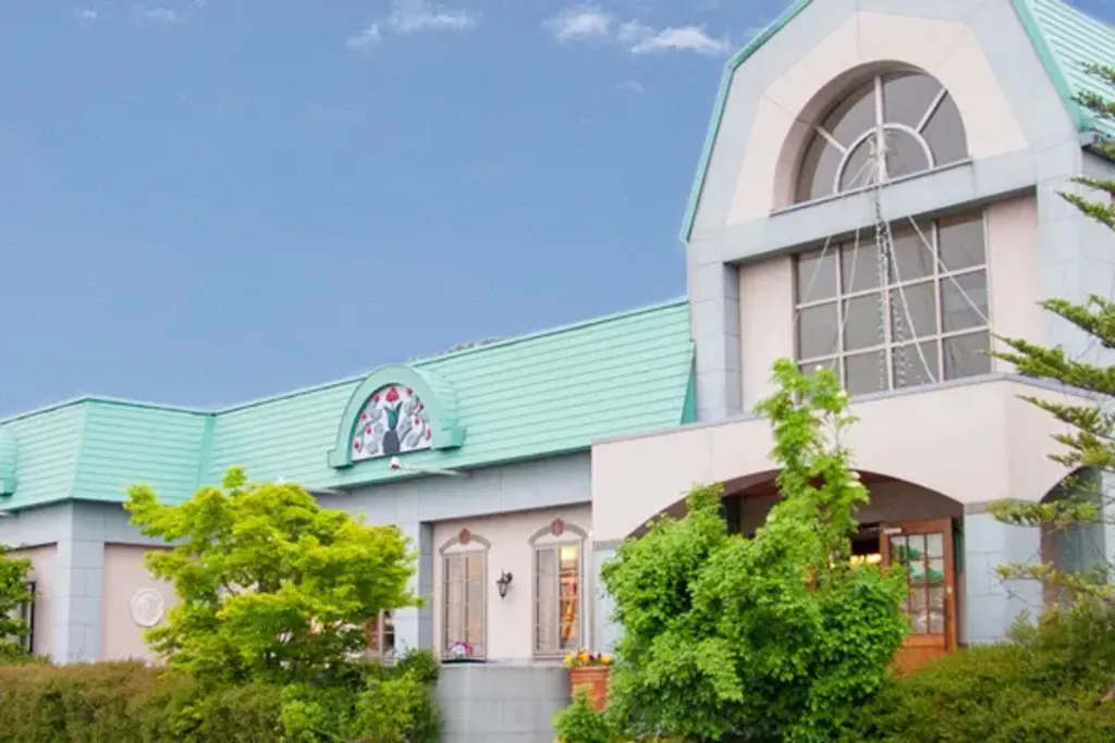 トワサンク（TROIS CINQ）