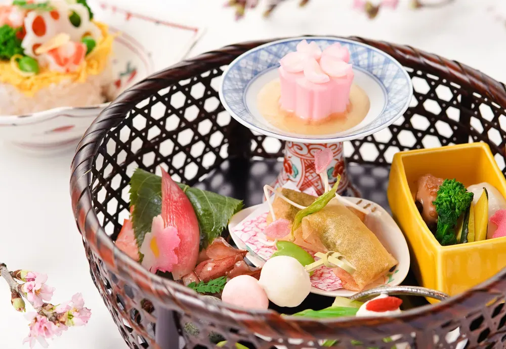 	
庭のホテル 東京