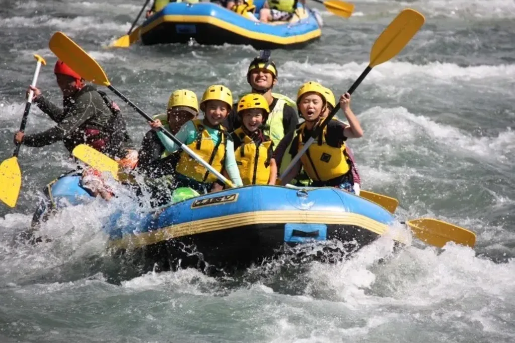 忠別川ラフティング