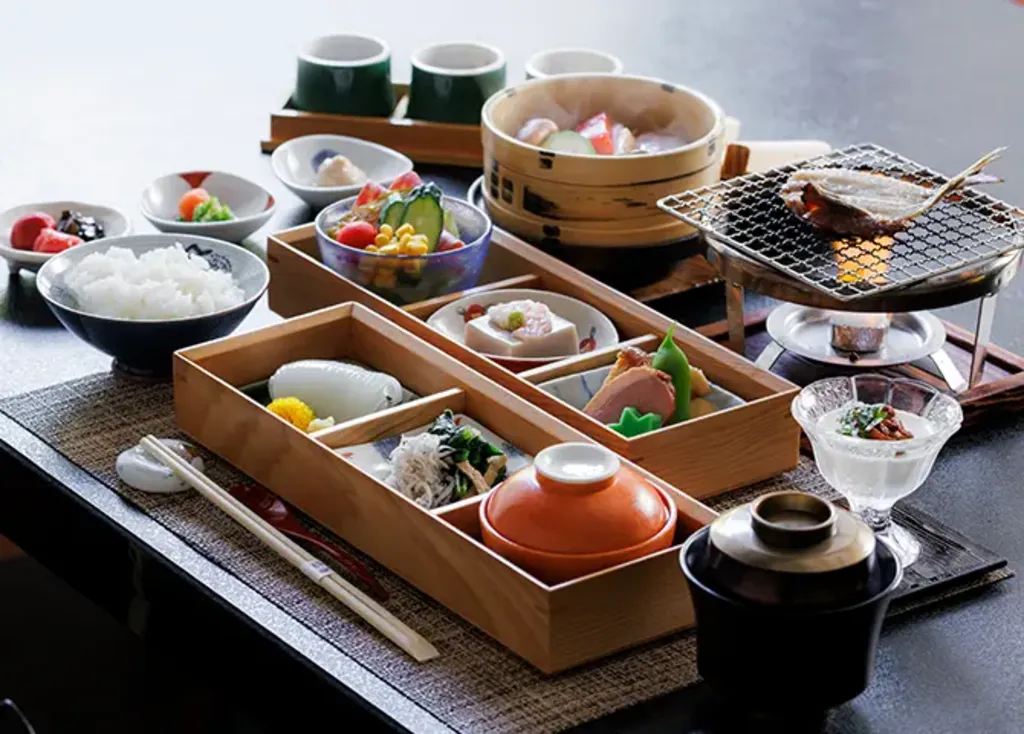 割烹旅館 越前満月