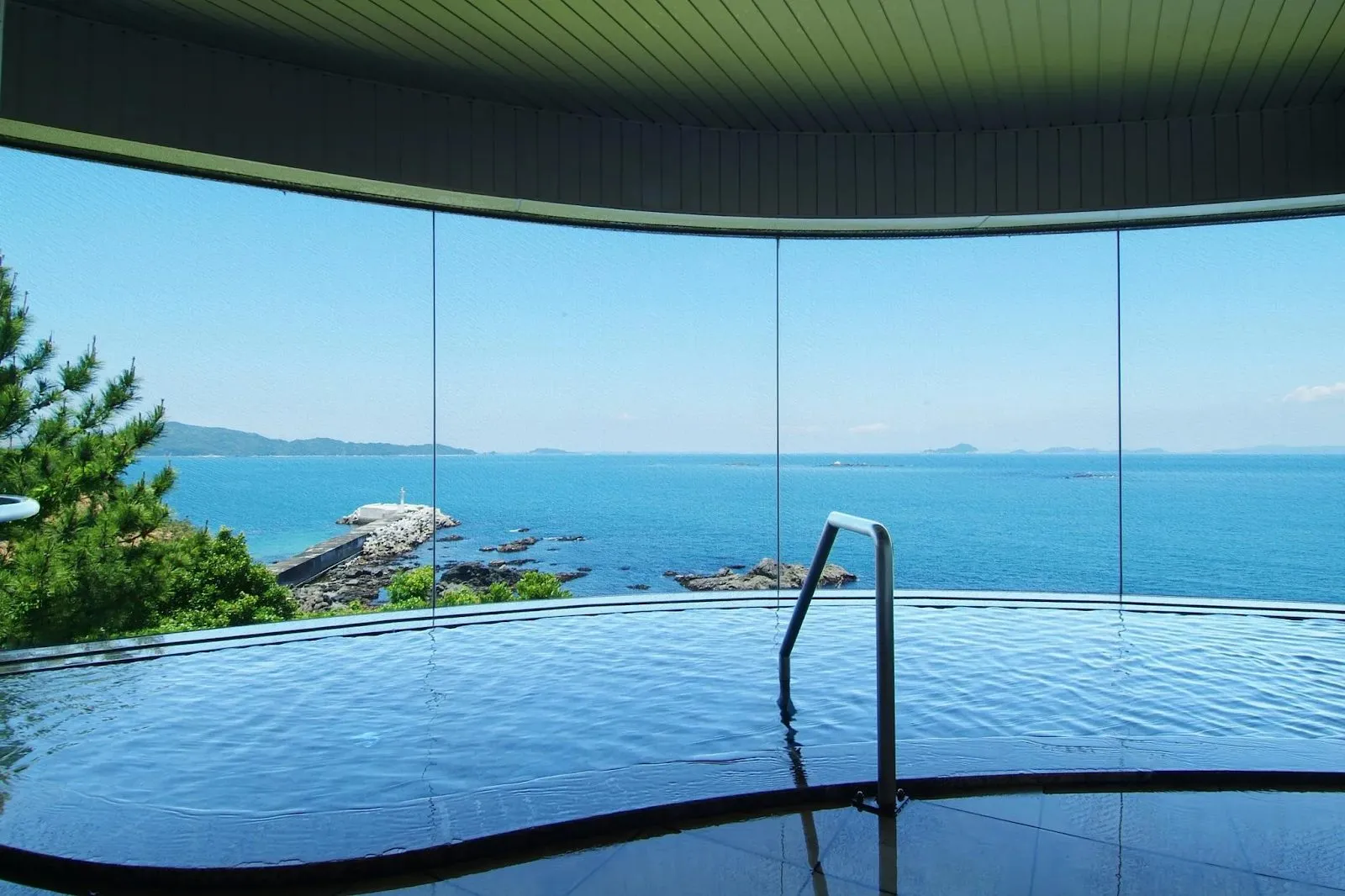 ホテルいじか荘