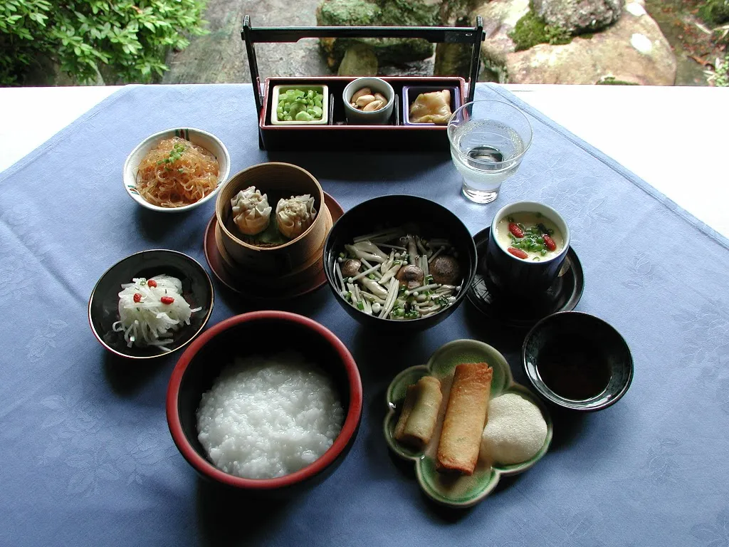 漢方薬膳料理の宿 はづ木