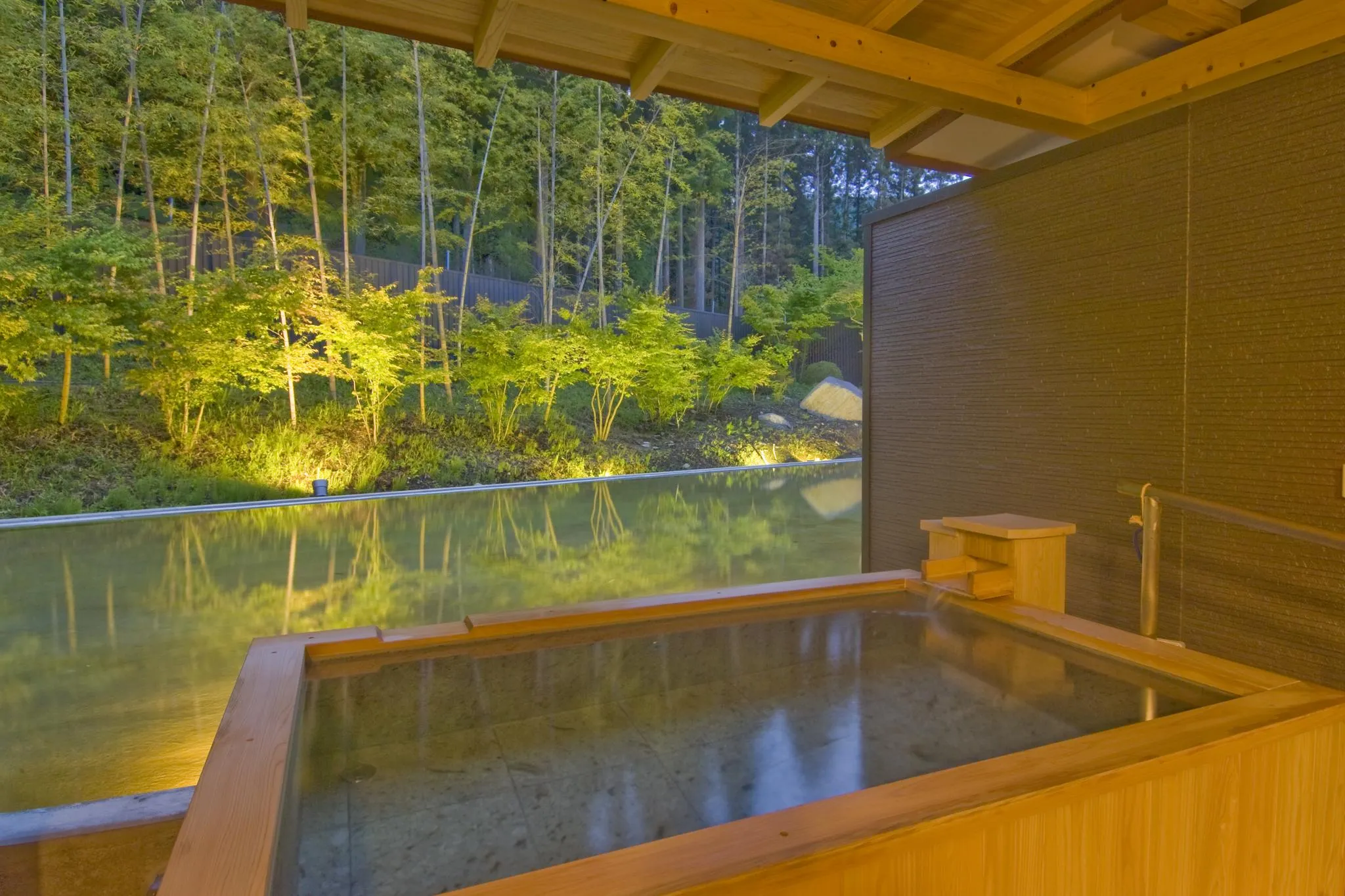 奥の院 ほてる とく川