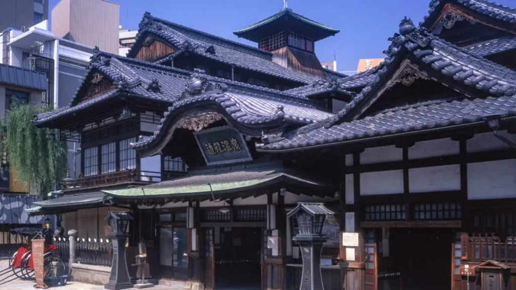 道後温泉本館