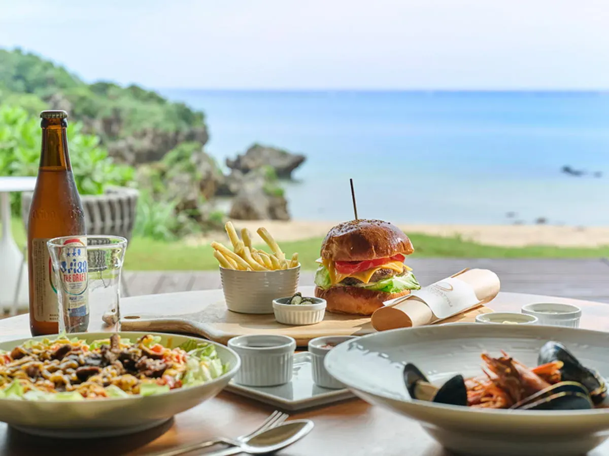 THE HIRAMATSU HOTELS ＆ RESORTS 宜野座