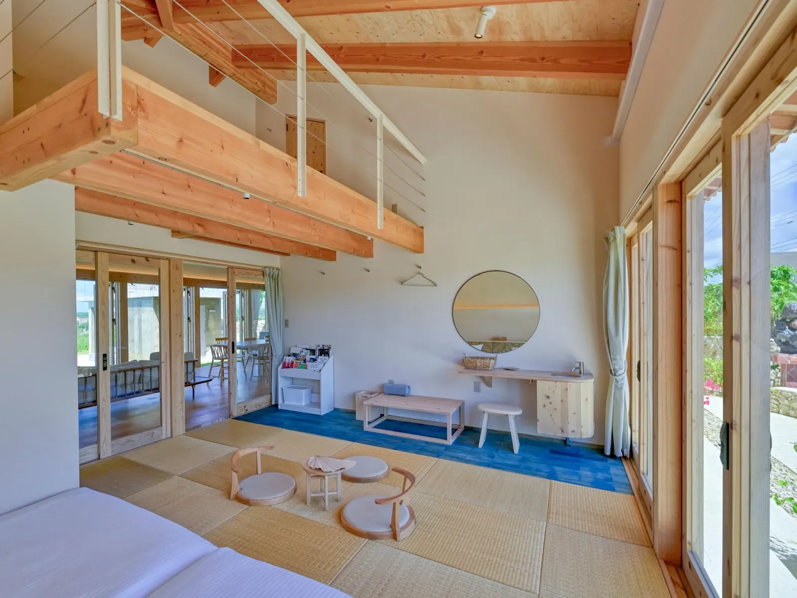 石垣ヒルズ（R）