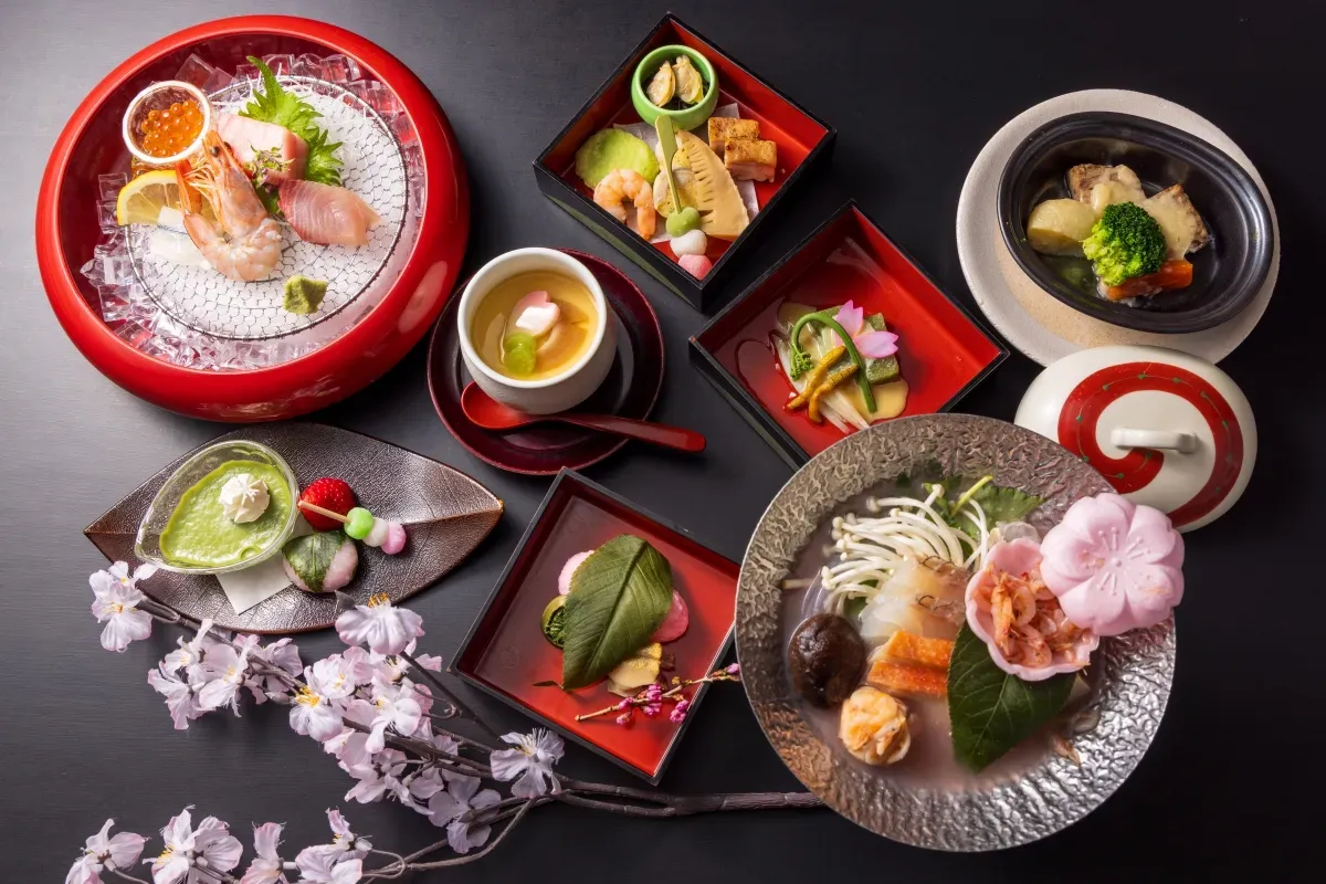 箱根湯本 ホテル河鹿荘