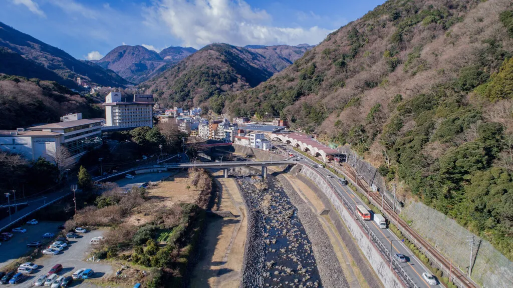 箱根湯本駅