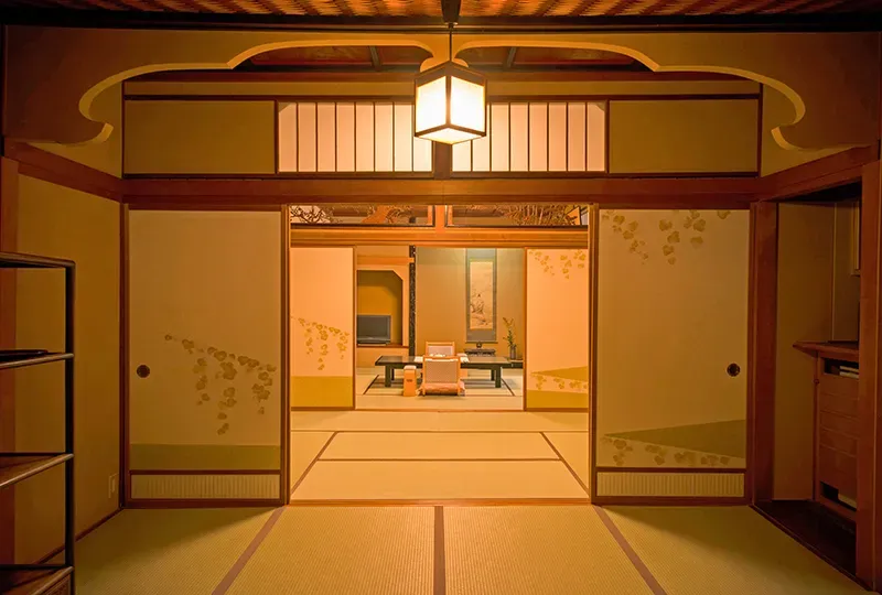 伝統旅館のぬくもり 灰屋