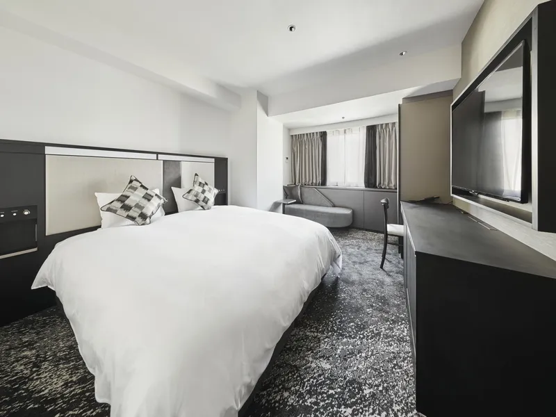 クロスホテル大阪