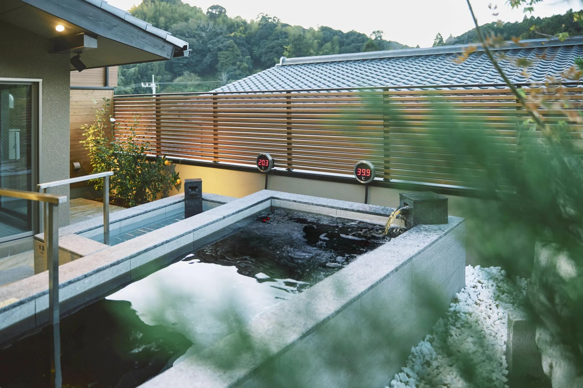 五氣里