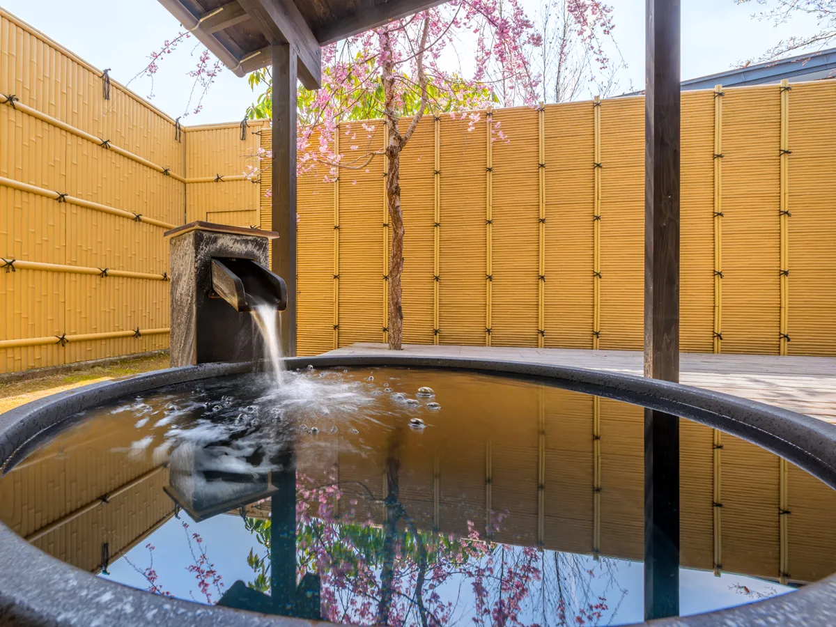 の 坊 らく 花 湯 桜桃 いち