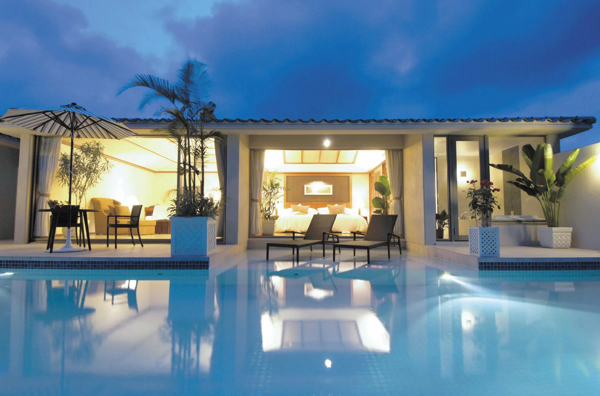 プール 付き ホテル 沖縄 沖縄の温泉付き人気ホテル8選！絶景の露天風呂やスパ・プールも